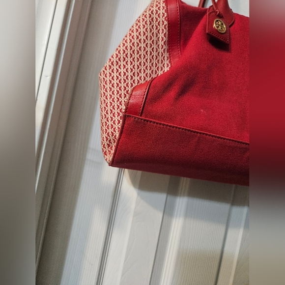 Tory Burch Red Savannah Print Women's Canvas Tote - Picture 6 of 15